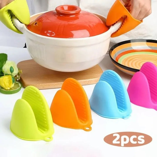 2Pcs Silicone Heat Resistant Grip Clips – Non-Slip Mini Oven Mitts for Cooking & Baking