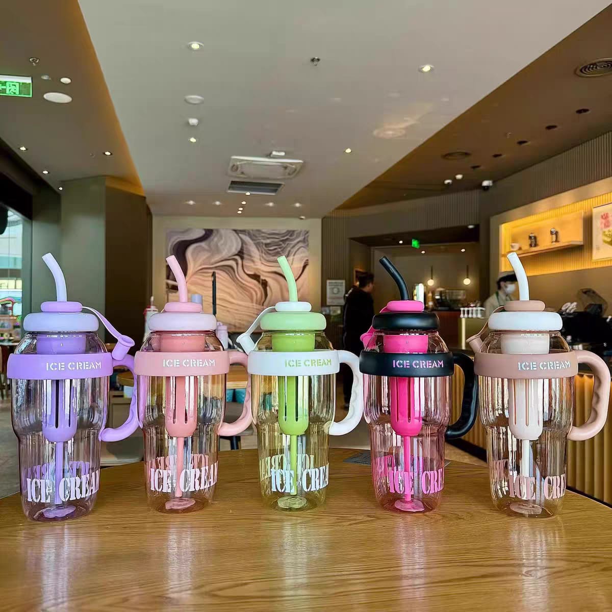 Stylish 1200ml Plastic Tumbler with Straw