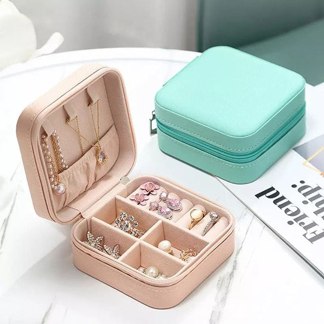 Preppy Jewelry Box for Girls – Cute Travel Organizer for Rings, Earrings & Accessories