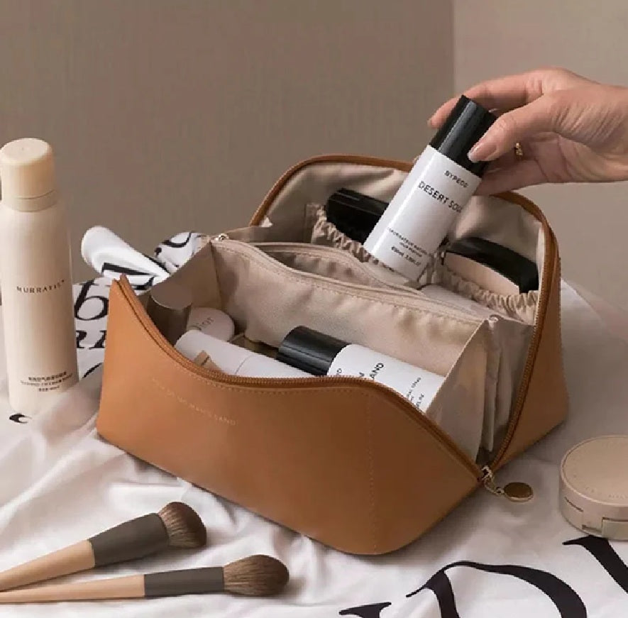 Premium Large Capacity Makeup Bag – Portable Cosmetic Storage Organizer